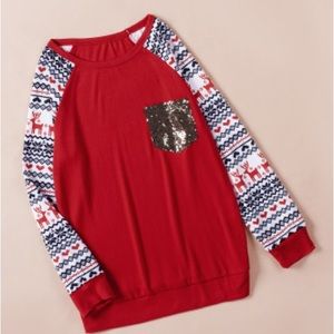 Red Christmas Print Sleeve Sequin Pocket Raglan Top